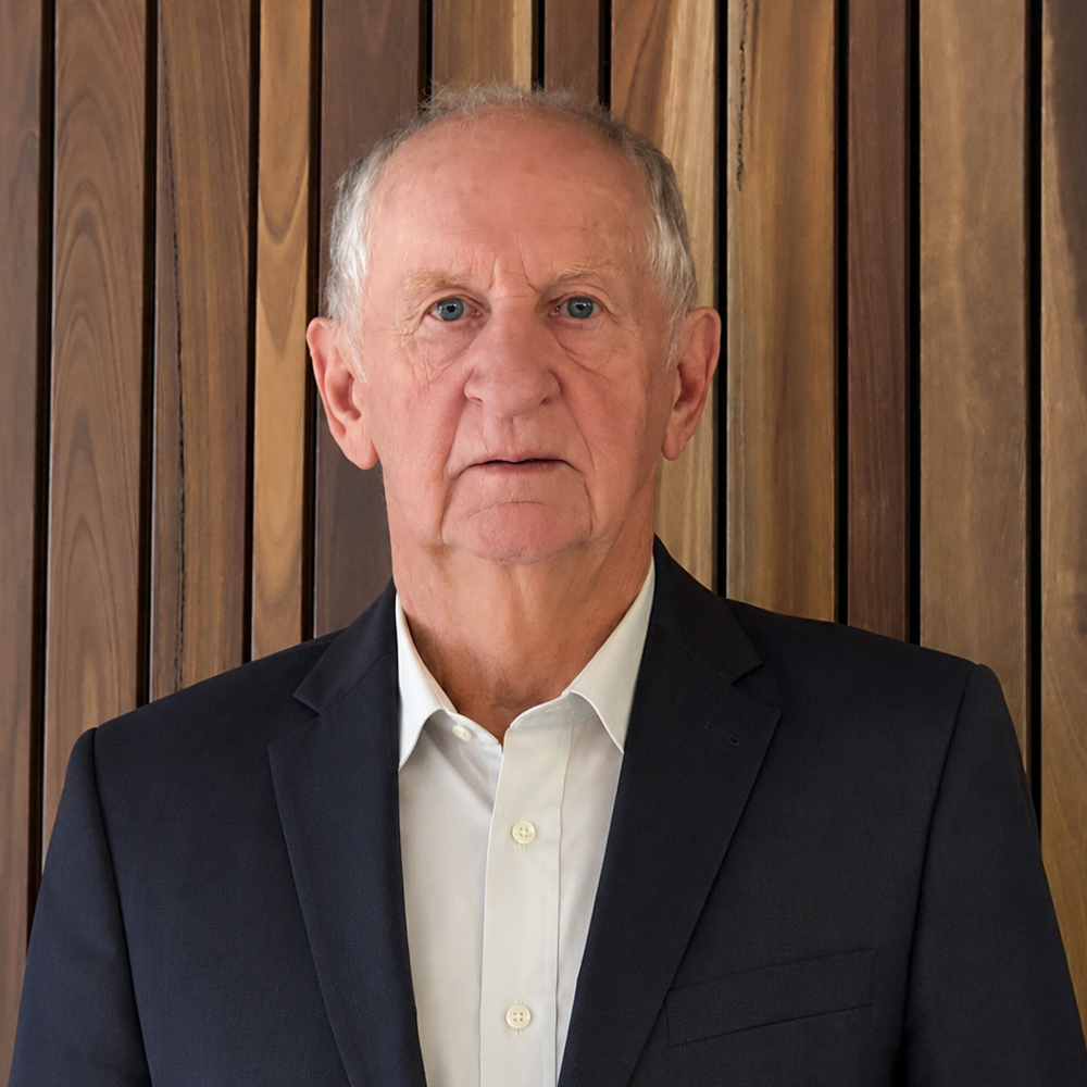  Douglas Clarke